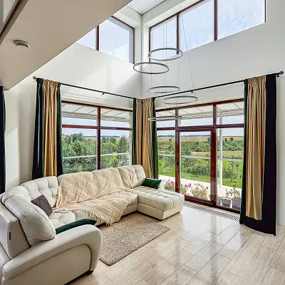 Французское окно ALT W72, цвет RAL 8017 Французское окно ALT W72, цвет RAL 8017